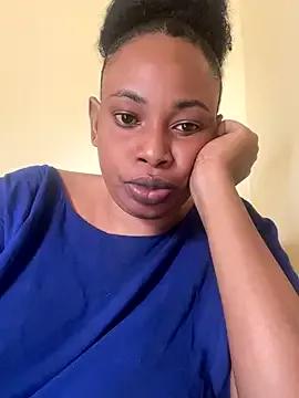 milky_mom from StripChat is Freechat