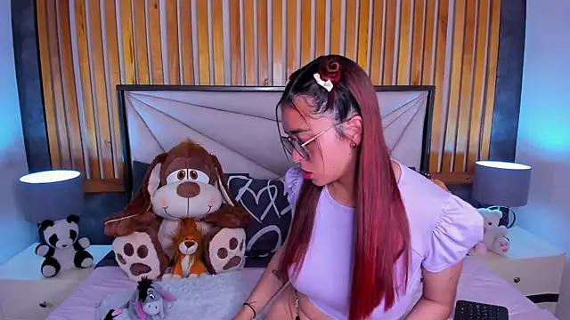 Girls and cam to cam: Watch as these sophisticated entertainers uncover their stunning costumes and curvaceous curves online!