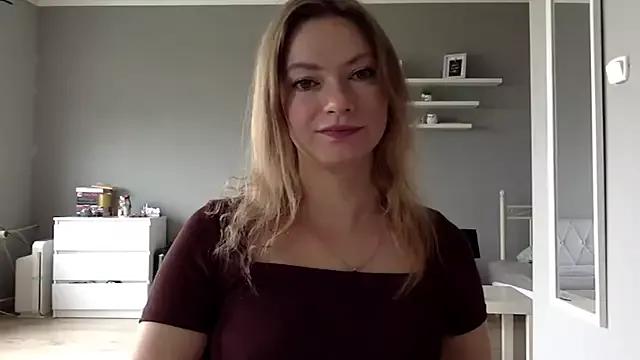 MillieShow from StripChat is Freechat