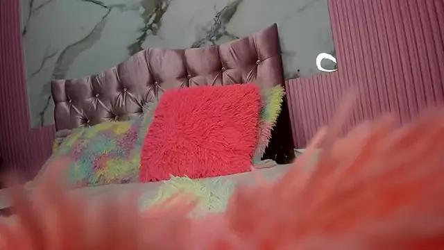 Girls and cam to cam: Watch as these sophisticated entertainers uncover their stunning costumes and curvaceous curves online!