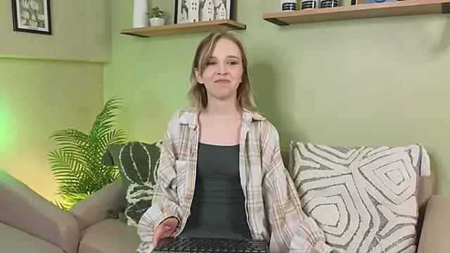 Mini_Ashley from StripChat is Freechat