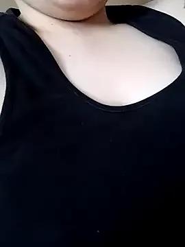 minikkiz from StripChat