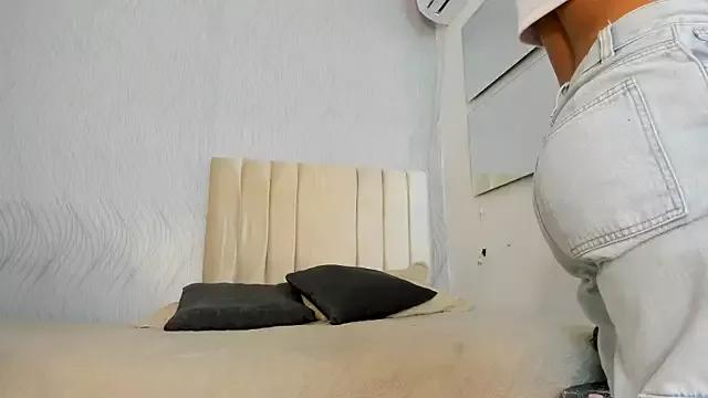 Girls and cam to cam: Watch as these sophisticated entertainers uncover their stunning costumes and curvaceous curves online!