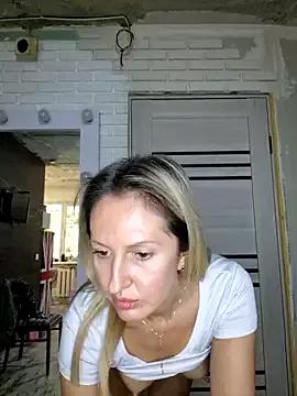Photos of Miss____Mia_ from StripChat is Freechat