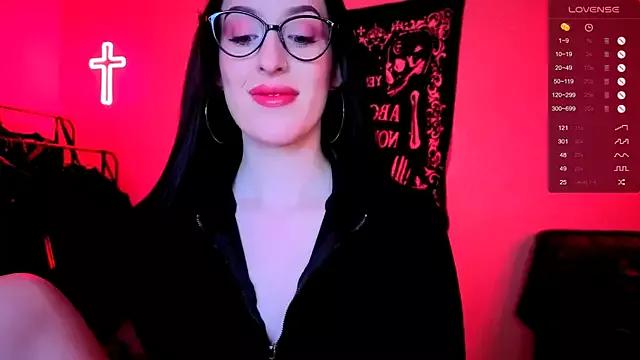 Girls and cam to cam: Watch as these sophisticated entertainers uncover their stunning costumes and curvaceous curves online!