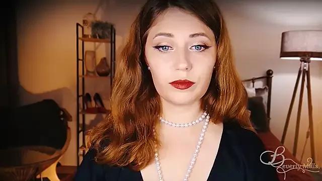 MissBeverlyMills from StripChat is Freechat