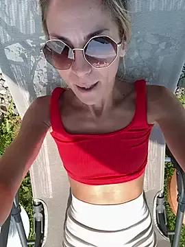 missdaisydiamond777 from StripChat is Freechat