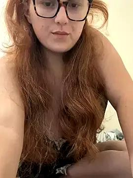 MissWhitexox from StripChat is Freechat