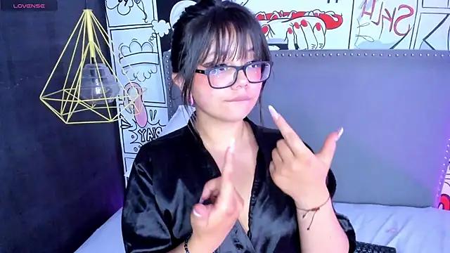 Girls and cam to cam: Watch as these sophisticated entertainers uncover their stunning costumes and curvaceous curves online!