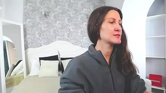 Girls and cam to cam: Watch as these sophisticated entertainers uncover their stunning costumes and curvaceous curves online!