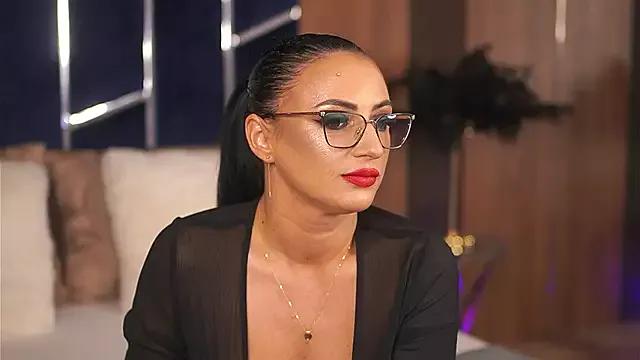 Girls and cam to cam: Watch as these sophisticated entertainers uncover their stunning costumes and curvaceous curves online!