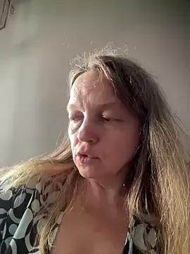 MIUNELLY from StripChat is Freechat