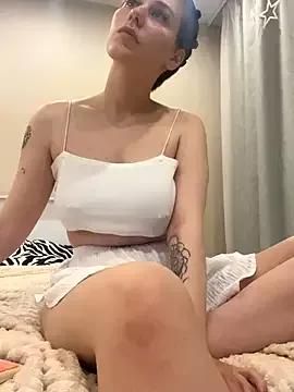 Molli_Luv from StripChat