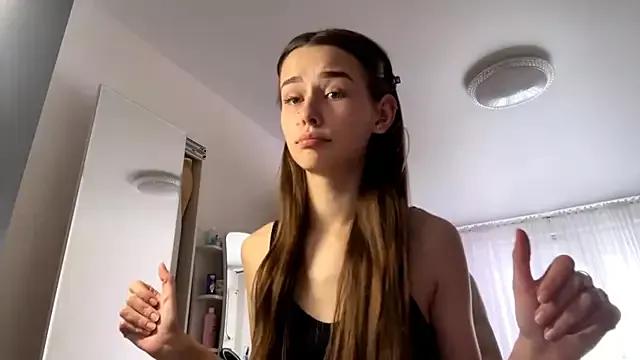 Molly_Akolly from StripChat is Freechat