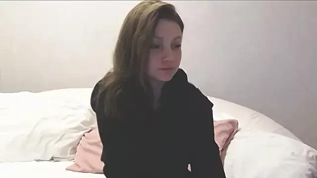 Molly_Mavis from StripChat is Freechat