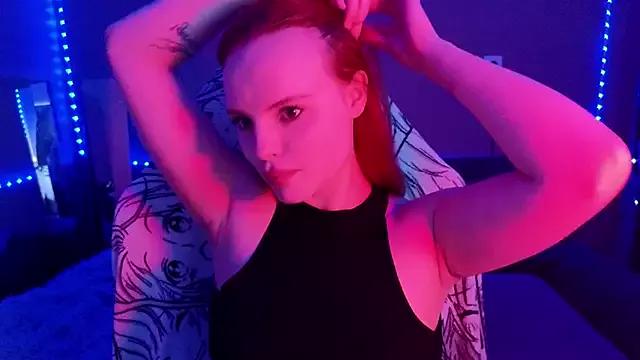 Molly_Meliora from StripChat is Freechat