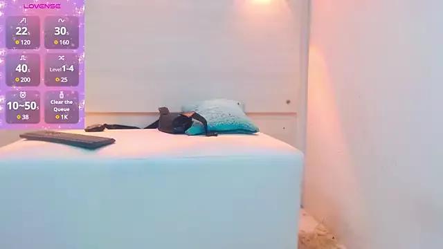 Girls and cam to cam: Watch as these sophisticated entertainers uncover their stunning costumes and curvaceous curves online!