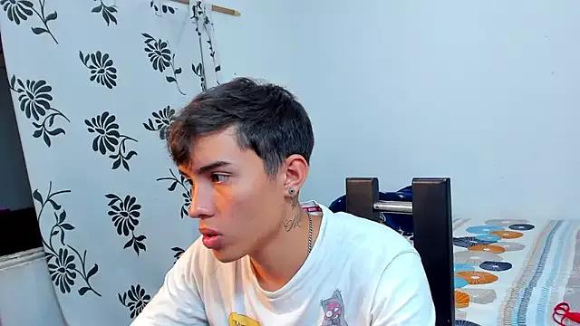 MollyandFher from StripChat is Freechat