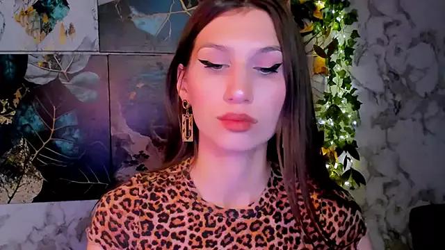 Girls and cam to cam: Watch as these sophisticated entertainers uncover their stunning costumes and curvaceous curves online!
