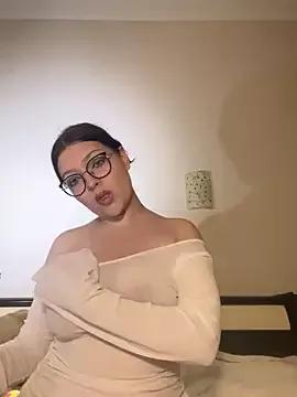 MollySantana8 from StripChat is Freechat