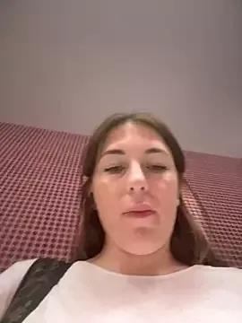 MommmyYummy from StripChat is Freechat