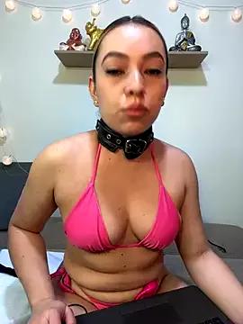 Moon_Blake from StripChat is Freechat