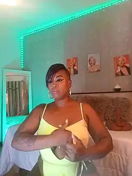 nahiarapalmer19 from StripChat is Freechat