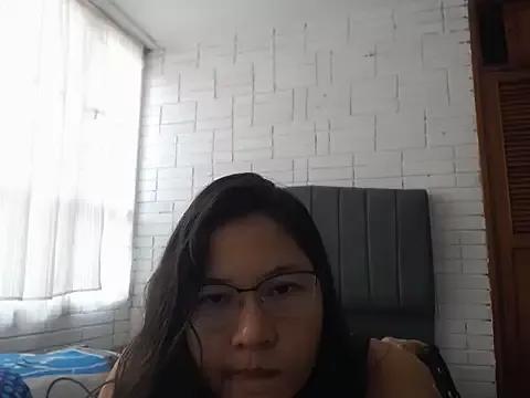 Naia_Stant from StripChat