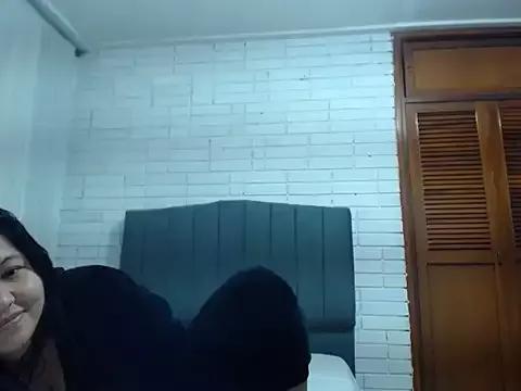 Naia_Stant from StripChat