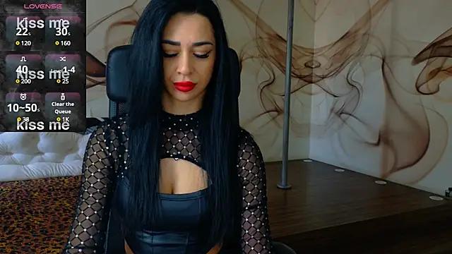 Girls and cam to cam: Watch as these sophisticated entertainers uncover their stunning costumes and curvaceous curves online!