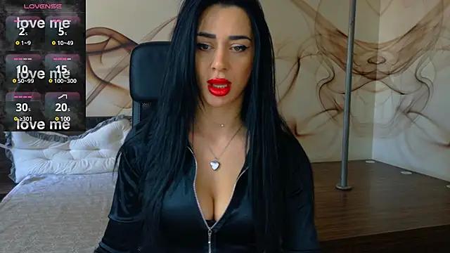 Girls and cam to cam: Watch as these sophisticated entertainers uncover their stunning costumes and curvaceous curves online!