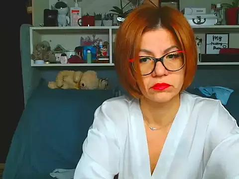 Girls and cam to cam: Watch as these sophisticated entertainers uncover their stunning costumes and curvaceous curves online!