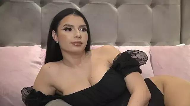 Girls and cam to cam: Watch as these sophisticated entertainers uncover their stunning costumes and curvaceous curves online!