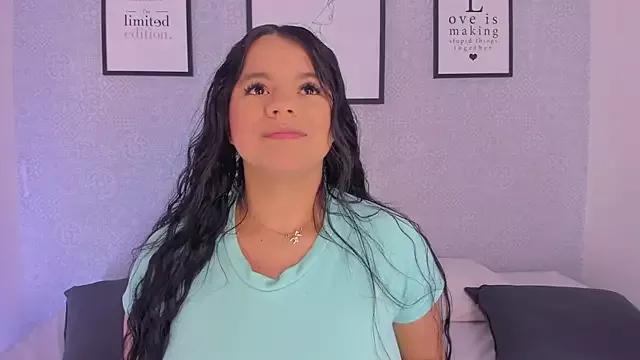 Natasha_harper from StripChat is Freechat