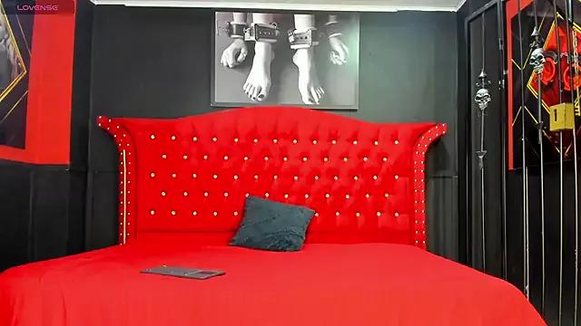 Girls and cam to cam: Watch as these sophisticated entertainers uncover their stunning costumes and curvaceous curves online!