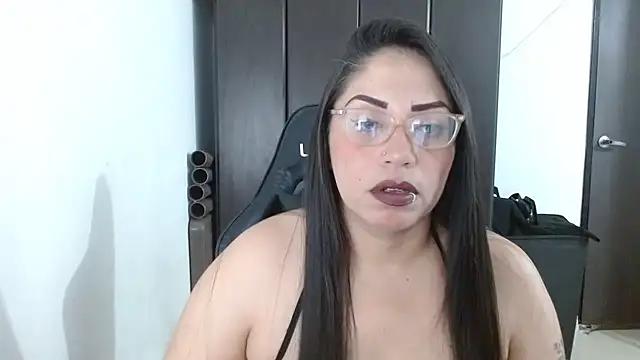 Girls and cam to cam: Watch as these sophisticated entertainers uncover their stunning costumes and curvaceous curves online!
