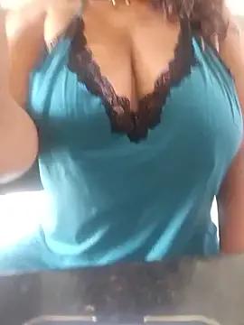 Nate974 from StripChat is Freechat