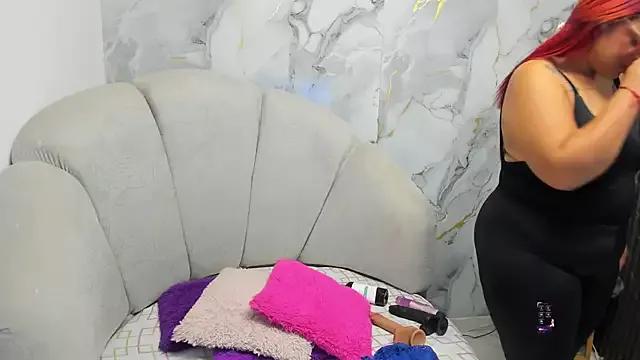 Girls and cam to cam: Watch as these sophisticated entertainers uncover their stunning costumes and curvaceous curves online!