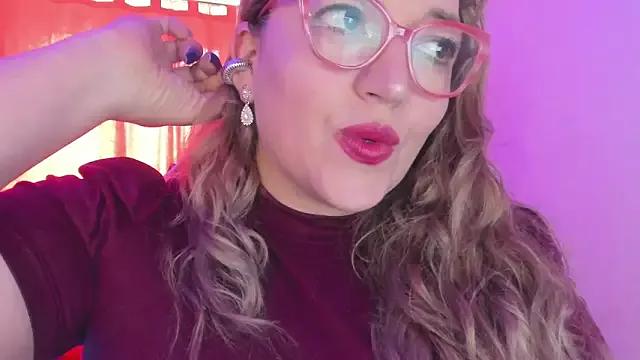 Girls and cam to cam: Watch as these sophisticated entertainers uncover their stunning costumes and curvaceous curves online!