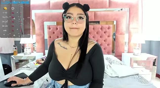 Girls and cam to cam: Watch as these sophisticated entertainers uncover their stunning costumes and curvaceous curves online!