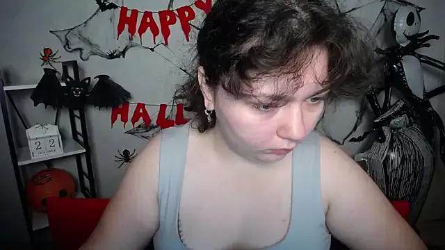 NeonilaLisova from StripChat is Freechat
