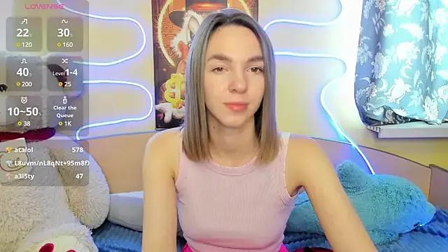 NessaDiazz from StripChat is Freechat