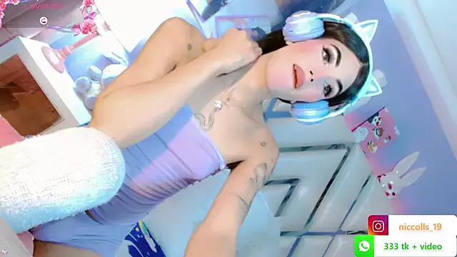 Girls and cam to cam: Watch as these sophisticated entertainers uncover their stunning costumes and curvaceous curves online!