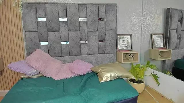 Girls and cam to cam: Watch as these sophisticated entertainers uncover their stunning costumes and curvaceous curves online!