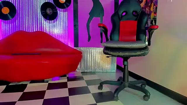 Girls and cam to cam: Watch as these sophisticated entertainers uncover their stunning costumes and curvaceous curves online!