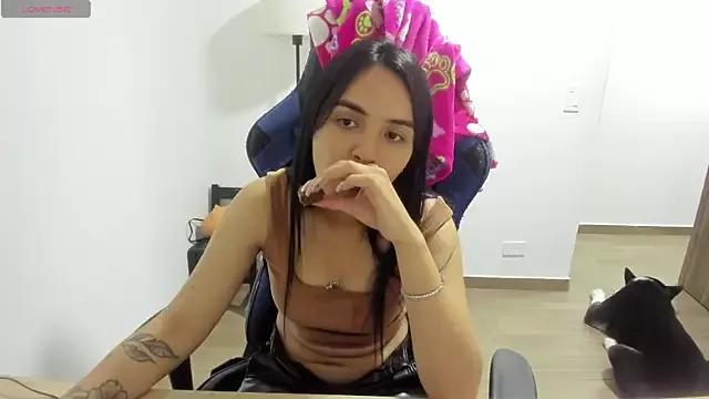 Girls and cam to cam: Watch as these sophisticated entertainers uncover their stunning costumes and curvaceous curves online!