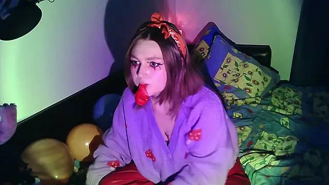 Girls and cam to cam: Watch as these sophisticated entertainers uncover their stunning costumes and curvaceous curves online!