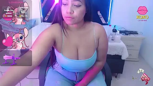 Girls and cam to cam: Watch as these sophisticated entertainers uncover their stunning costumes and curvaceous curves online!