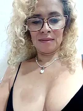 Photos of nik3035 from StripChat is Freechat