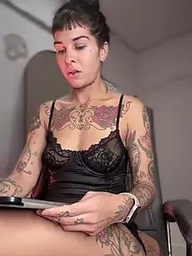 Girls and cam to cam: Watch as these sophisticated entertainers uncover their stunning costumes and curvaceous curves online!
